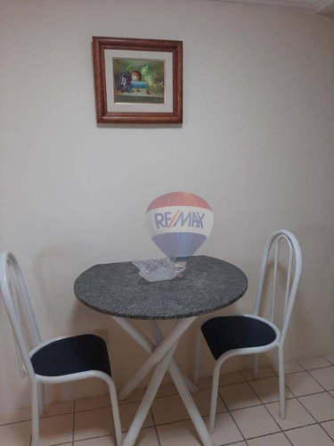 Imagem 8 de 24 de Flat Para Alugar Em Boaviagem, Mobiliado, 1 Quarto, 1 Vaga, A Poucos Metros Do Mar. - Fl0182