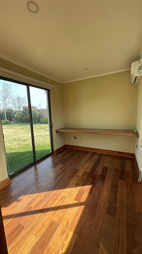 Casa En Arriendo, Parcelas Viña Esmeralda, Las Rastras