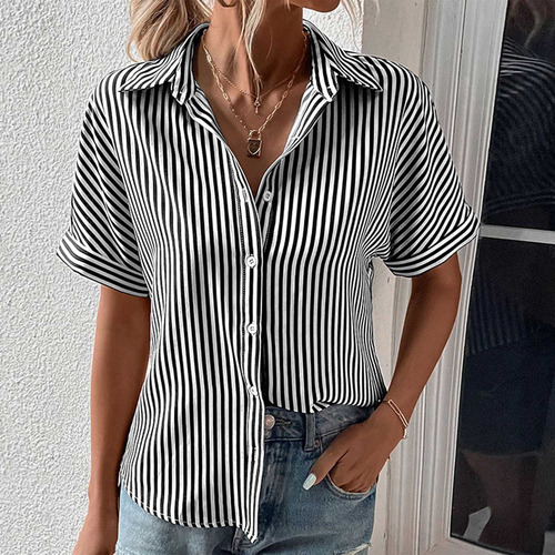 Camiseta De Algodón De Manga Corta A Rayas Con Cuello Vuelto