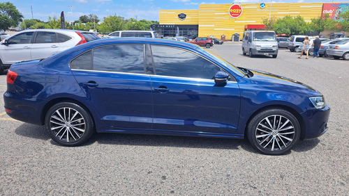 Volkswagen Vento 2.0 Sportline Tsi 200cv Dsg