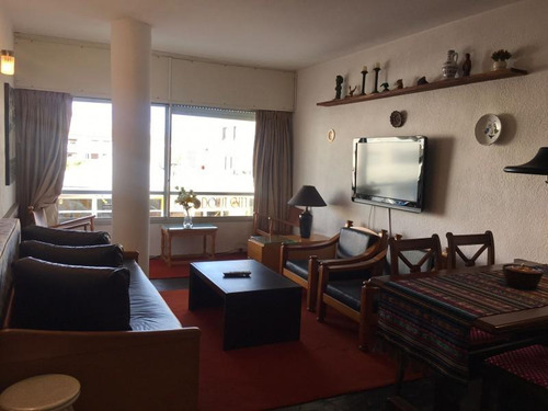 Apartamento En Edificio Michelangelo, Punta Del Este