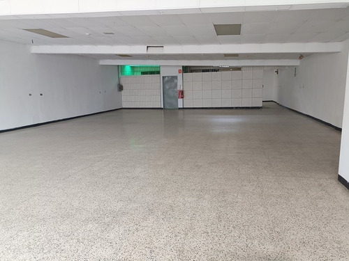 Imagen 5 de 8 de Alquilo Galpón 300m2 El Llanito 7460