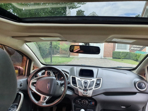 Ford Fiesta Kinetic Design 1.6 Design 120cv Titanium 2013