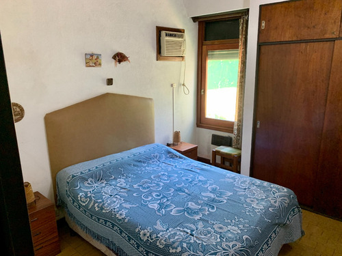 Excelente Casa Zona Golf, 3 Dormitorios 3 Baños Cochera Quincho Cerrado Parrilla Hermoso Parque