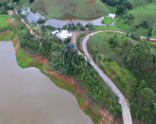 Imagem 3 de 16 de Sítio 10.000 M2 Para Lazer Ou Eventos Com Piscina Aquecida E Próximo À Represa Jaguari Bairro Bonsucesso - St00024 - 70152362