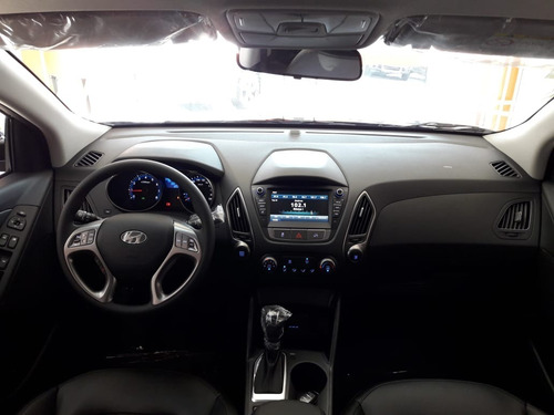 Imagem 3 de 11 de Hyundai Ix35 2.0 Gl (aut) 2021/2022