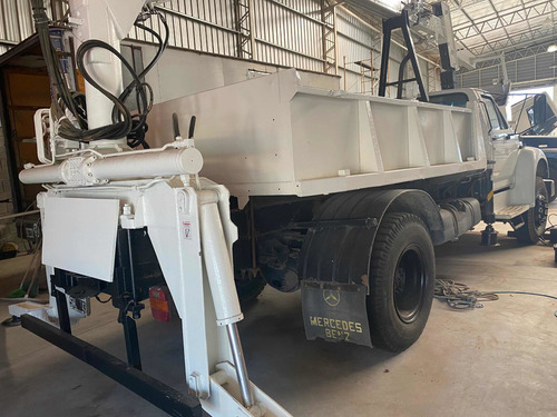 Imagen 4 de 17 de Ford 14000 Con Hidrogrua