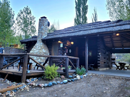 Imagen 1 de 30 de Cabaña En Potrerillos Mendoza. 