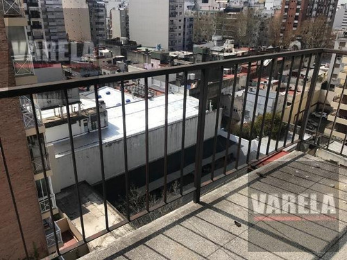 Retasado!! Hipólito Yrigoyen 3700 P. 9° Almagro 2 Amb. C/2 Balcones Al Cfte. Bajas Expensas Luminoso!!