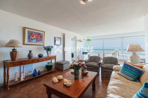 Alquiler Apartamento Tres Dormitorios Punta Del Este Edificio Tiburon I