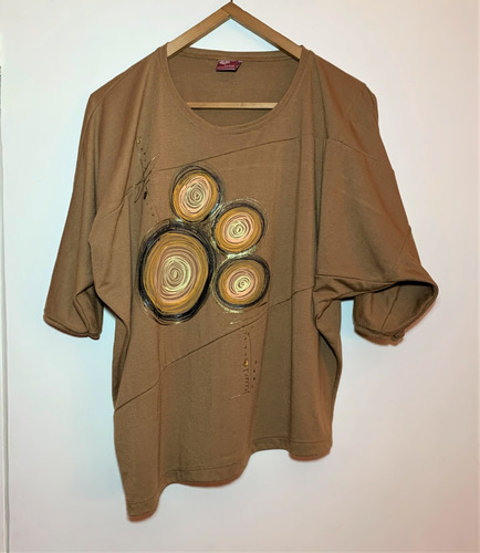 Remera Beige -luma/talle M