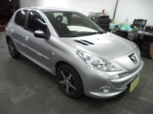 Peugeot 207 Quiksilver 1.6 16v Flex 5p Completo 2012 Prata