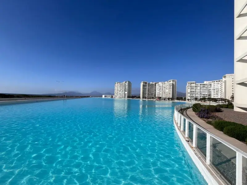 Imagen 3 de 25 de Extraordinario Condominio Laguna Del Mar / La Serena