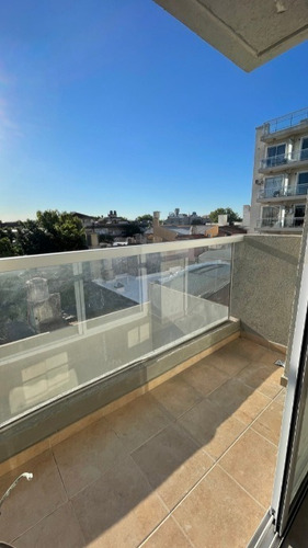 Imagen 10 de 14 de Departamento En Venta En Lanus Oeste