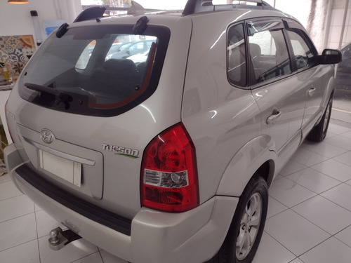 Imagem 8 de 20 de Hyundai Tucson 2013 2.0 Gls 4x2 Aut. 5p