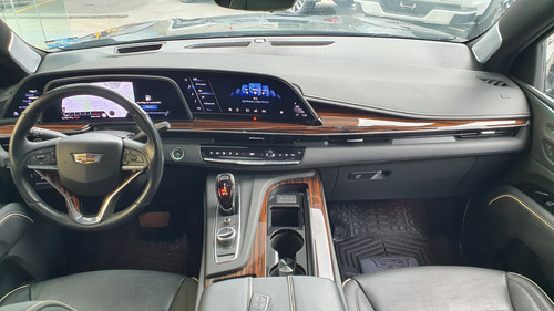 Cadillac Escalade Esv (version Larga) 2023
