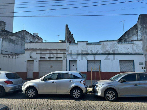 Venta Casa En Parque Chass