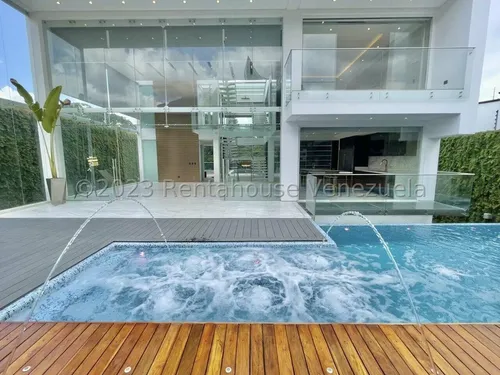 Casa En Venta La Floresta Lp