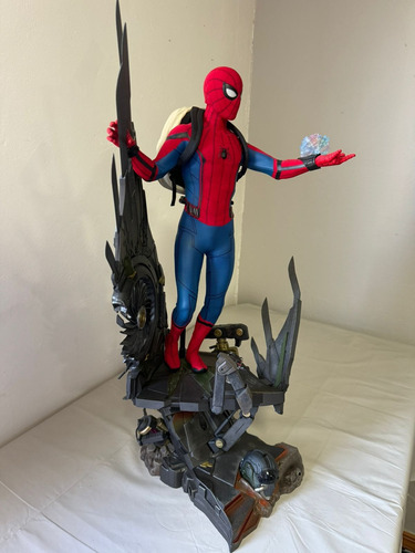 Hot Toys 1/4 Spider-man Homecoming Peter Parker Juego De Luj