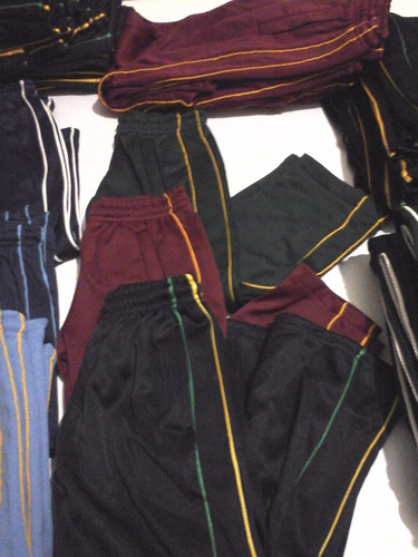 Fabricantes De Conjunto Deportivo Buzo Escolar , Chombas,