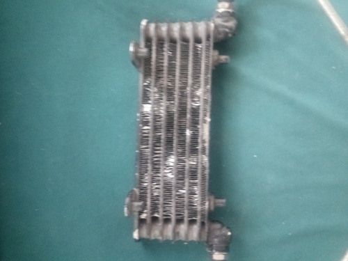 Imagen 2 de 5 de Radiador De Aceite Para Benelli 899 Y 1130