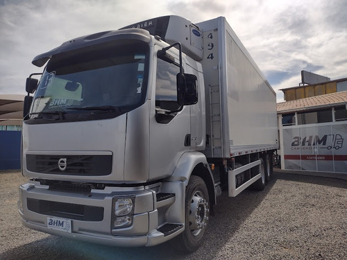 Imagem 7 de 15 de Caminhão Truck Vm 270 Impecável 2013