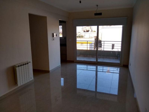 Departamento En Venta En Mataderos