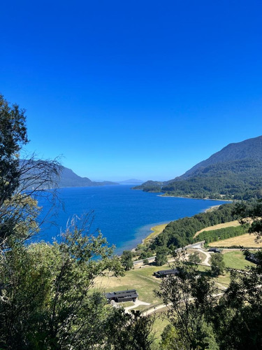 Espectacular Terreno Con Vista Al Lago Panguipulli.