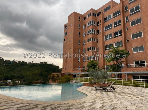 Alquiler De Amplio Apartamento En Lomas Del Sol / Gc