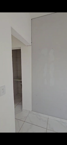 Aluga-se Apartamento 1 Dormitório Com Sacada