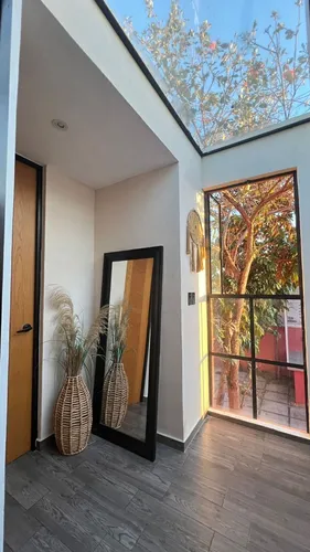 Casa Moderna De 2 Recámaras En Renta En Zona Galerías