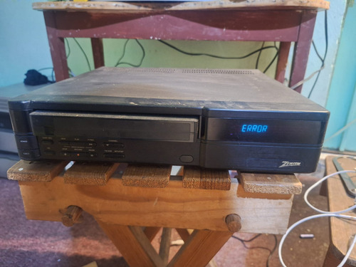Videocasetera Zenith Vr210 (para Reparar O Piezas) Negro (Usado)