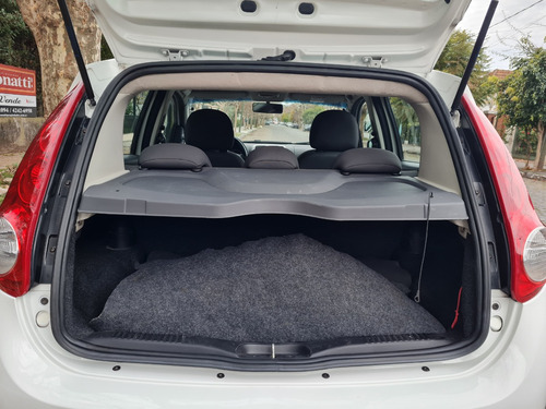 Imagen 14 de 17 de Fiat Palio 1.4n Attractive Top 2018 C/gnc