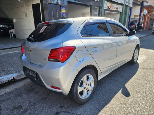 Chevrolet Onix HATCH LT 1.4 8V FlexPower 5p Aut.