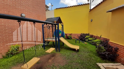 Imagen 11 de 13 de Town House En Naguanagua Manantial Mb Aa
