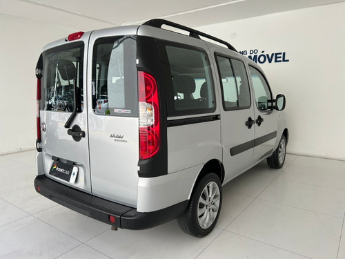 Imagem 13 de 15 de Doblo Essence 1.8 2015 (7 Lugares)