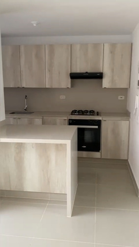 Alquilo Casa Condominio De 108m2 Ciudad Country, Jamundí A 108.