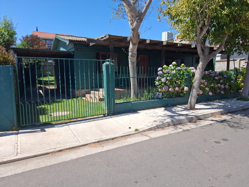 Casa En Calle La Pinta - Sitio De 350 M2