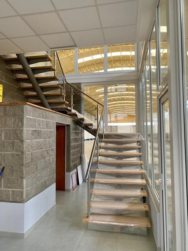 Imagen 12 de 30 de Alquilo Galpón 1800 M2 300 M2 Ofi Y Playa 500 M2 Neuquen