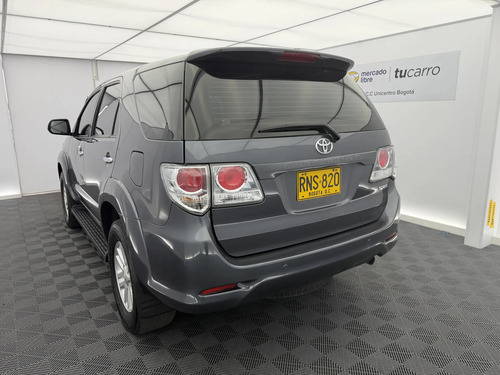 Toyota Fortuner 2.7L 4X4 At