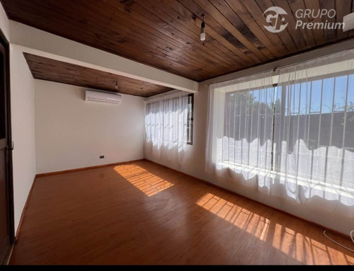 Casa En Venta De 4 Dorm. En Maule