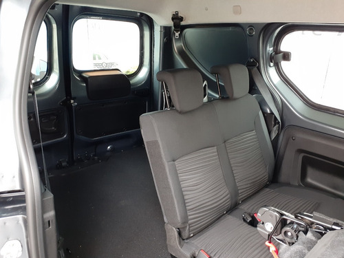 Imagen 14 de 19 de Renault Kangoo Express Confort 5a 1.5 Dci 0km Contado Financ