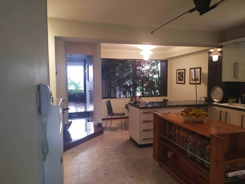 Imagen 5 de 13 de Apartamento En Venta Colinas De Valle Arriba 300 Mts 4 Habitaciones Y 4 Baños 04142592858 04129114864