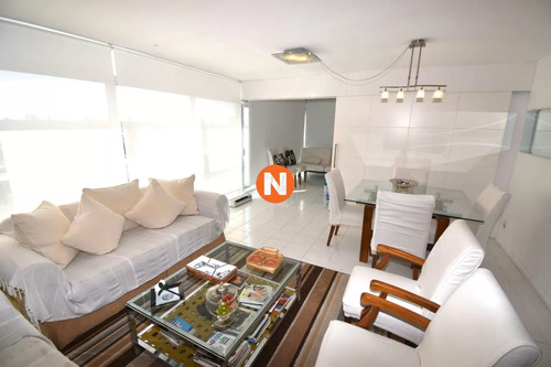 Apartamento En Torre Con Servicios 