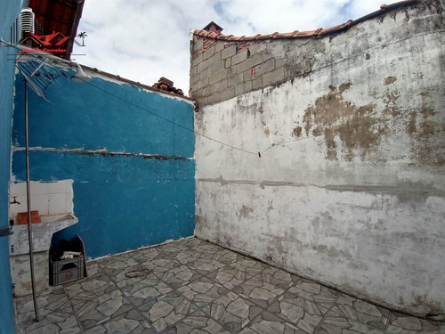 Imagem 15 de 23 de Casa Com 2 Dormitórios À Venda Na Vila Caiçara Em Praia Grande Sp. - Rrc69