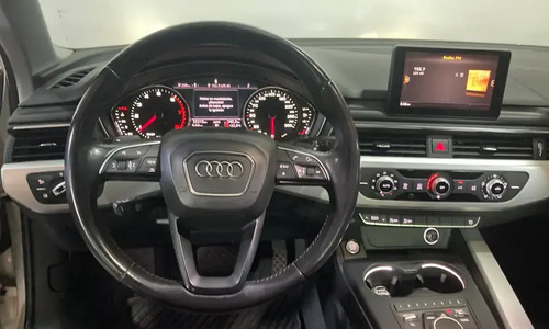 Audi A4 Select 2.0 lt Turbo