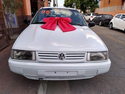 Imagem 2 de 11 de Volkswagen Santana Cli 1.8