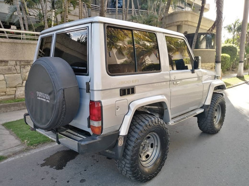 Imagen 4 de 17 de Toyota Machito Lx Sincronico 4x4