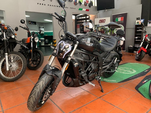 Benelli 502c - Ahora 18 - Milano Motos