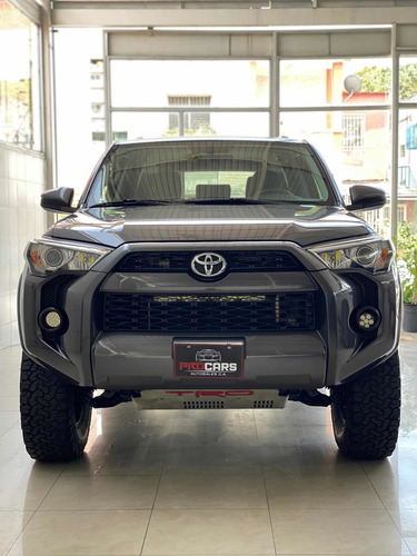 Imagen 3 de 9 de Toyota 4runner Sr5